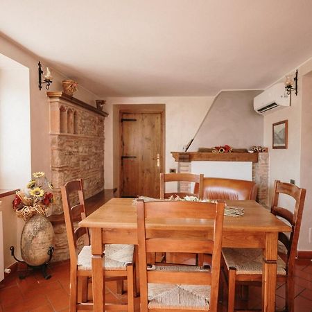 Lago Del Turano - La Taverna Con Cucina Open Space E Free Wi-Fi Ascrea Exterior foto