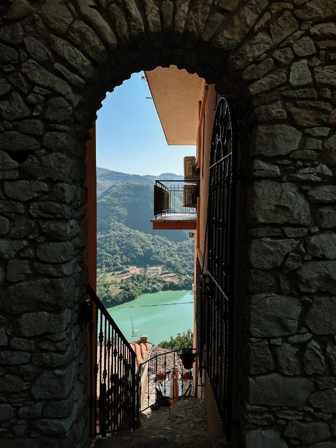 Lago Del Turano - La Taverna Con Cucina Open Space E Free Wi-Fi Ascrea Exterior foto