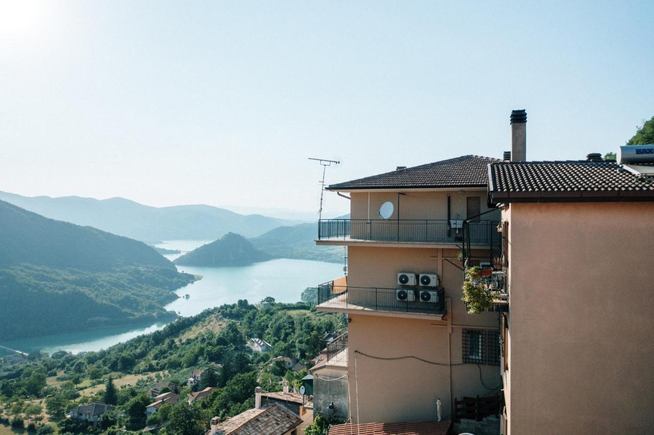 Lago Del Turano - La Taverna Con Cucina Open Space E Free Wi-Fi Ascrea Exterior foto